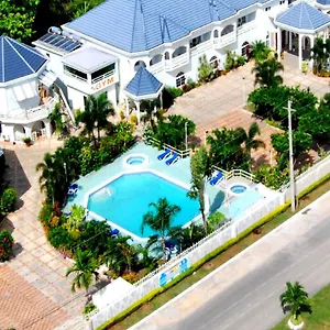 Holiday Haven And Banquet Hall Hotel